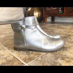 Gapkids size 5 booties